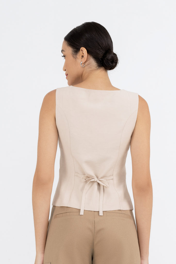 Yacht21, Yacht 21, yacht21, yacht 21, Y21, y21, womenswear, ladieswear, ladies, fashion, clothing, fuss-free, low ironing, casual, easy, versatile, comfortable, classic, basic, top, sleeveless, staple, classic, minimal, simple, vest, styling, beige, button, Samira Button Down Vest Top