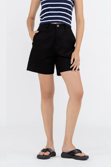 Yacht21, Yacht 21, yacht21, yacht 21, Y21, y21, womenswear, ladieswear, ladies, fashion, clothing, cotton, casual, easy, versatile, comfortable, basic, staple, simple, bottoms, shorts, summer, mid-waist, easy to match, pockets, brown, black, Abby Cotton Bermuda Shorts in Coal Black