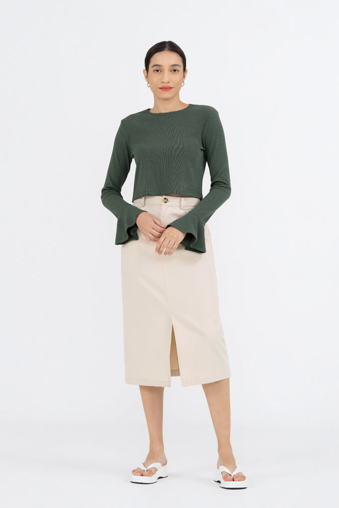 Yacht21, Yacht 21, yacht21, yacht 21, Y21, y21, womenswear, ladieswear, ladies, fashion, clothing, casual, easy, versatile, comfortable, classic, basic, denim, skirt, bottoms, beige, easy, easy to match, pockets, high waist, Morie Denim Midi Skirt