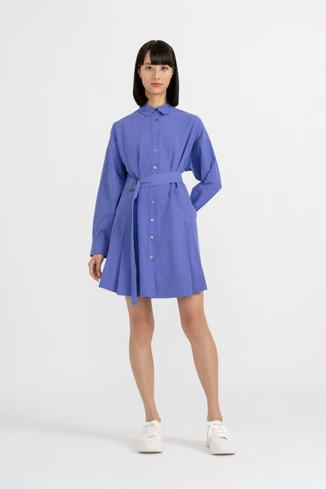 Yacht21, Yacht 21, yacht21, yacht 21, Y21, y21, Grey Evolution, The Modern Muse, collaboration, womenswear, ladieswear, ladies, fashion, clothing, lightweight, cotton, casual, easy, versatile, comfortable, sleeves, knee length, dress, shirt dress, cool, style, pockets, button down, collar, belt, purple, green, Maeve Button Down Shirt Dress in Indigo Purple