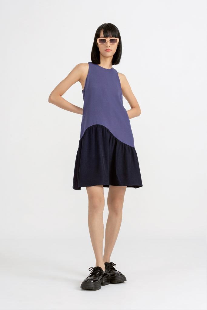 Yacht21, Yacht 21, yacht21, yacht 21, Y21, y21, womenswear, ladieswear, ladies, fashion, clothing, fuss-free, low ironing, wrinkle resistant, casual, easy, versatile, simple, minimal, comfortable, feminine, two-tone, colour block, short, dress, short dress, sleeves, blue, Yves Colourblock Dress