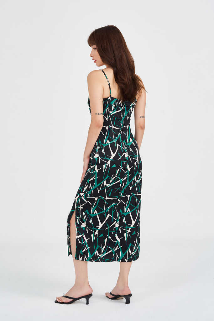 Yacht21, Yacht 21, yacht21, yacht 21, Y21, y21, womenswear, ladieswear, ladies, fashion, clothing, urban resort, party, event, versatile, comfortable, classic, elegant, occasion, sleeveless, feminine, minimal, classic, adjustable straps, pattern, printed, dress, midi, midi dress, black, Nixe Printed Midi Dress