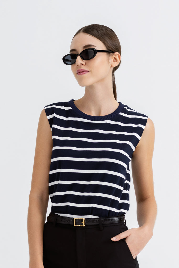 Y21, y21, Yacht21, Yacht 21, yacht21, yacht 21, womenswear, ladieswear, ladies, fashion, clothing, clothes, casual, easy, versatile, classic, basic, staple, simple, minimal, comfortable, top, knit, sleeveless, cotton, relaxed, white, blue, Riviera Striped tank in Blue
