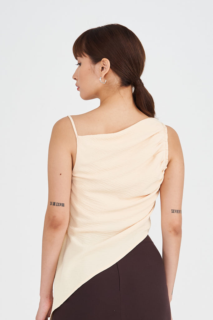 Yacht21, Yacht 21, yacht21, yacht 21, Y21, y21, womenswear, ladieswear, ladies, fashion, clothing, urban resort, casual, easy, versatile, comfortable, classic, basic, top, cotton blend, sleeveless, staple, classic, minimal, simple, top, styling, strap, yellow, asymmetric, Lotty Asymmetric Top