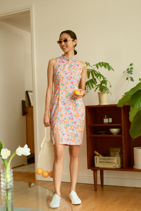 Yacht21, Yacht 21, yacht21, yacht 21, Y21, y21, womenswear, ladieswear, ladies, fashion, clothing, LNY, lunar new year, cheongsam, chinese new year, oriental, dress, mandarin collar, prints, printed, pattern, elegant, feminine, classic, delicate, floral, fuss-free, low ironing, wrinkle free, comfortable, purple, Kaoru Floral Print Cheongsam
