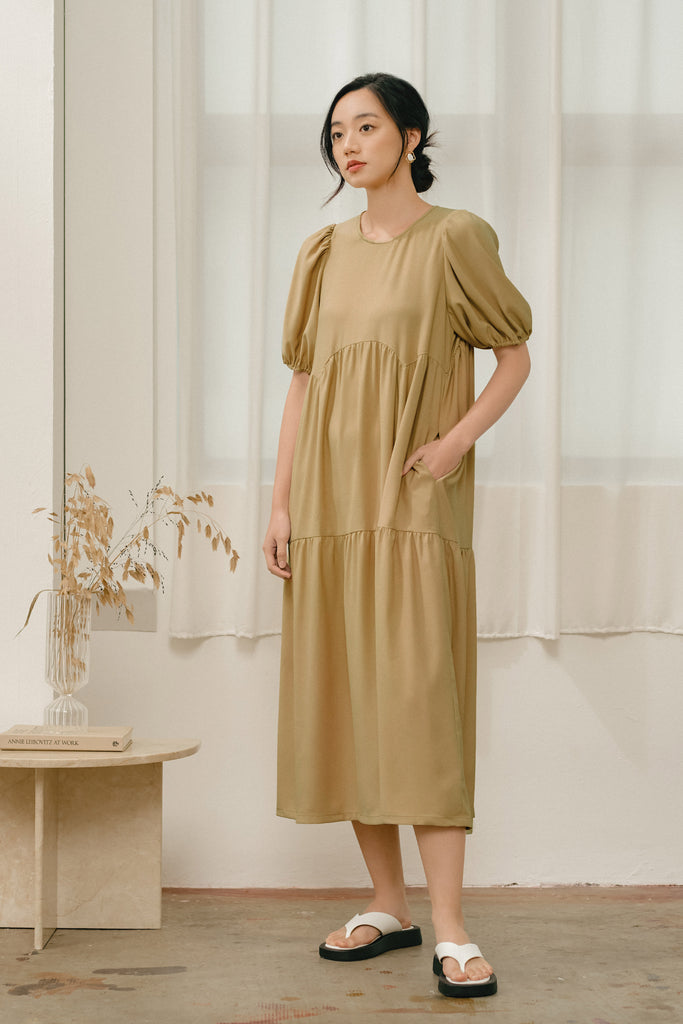 Yacht21, Yacht 21, yacht21, yacht 21, Y21, y21, womenswear, ladieswear, ladies, fashion, clothing, fuss-free, low ironing, wrinkle resistant, casual, easy, versatile, comfortable, sleeve, balloon sleeve, maxi dress, maxi, dress, staple, minimal, simple, tiered, pockets, sand, brown, Velle Balloon-Sleeve Maxi Dress