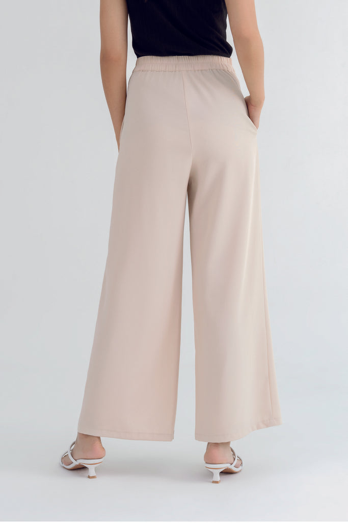 Yacht21, Yacht 21, yacht21, yacht 21, Y21, y21, womenswear, ladieswear, ladies, fashion, clothing, fuss-free, low ironing, wrinkle free, casual, easy, versatile, comfortable, classic, basic, pants, bottoms, beige, easy, easy to match, pockets, wide-leg, sleek, Boey Wide-Leg Pants in Beige