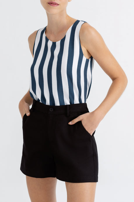 Yacht21, Yacht 21, yacht21, yacht 21, Y21, y21, womenswear, ladieswear, ladies, fashion, clothing, fuss-free, low ironing, casual, easy, versatile, comfortable, basic, staple, simple, bottoms, shorts, high-waist, stretchable, easy to match, pockets, black, Harlow Elastic-Back Shorts