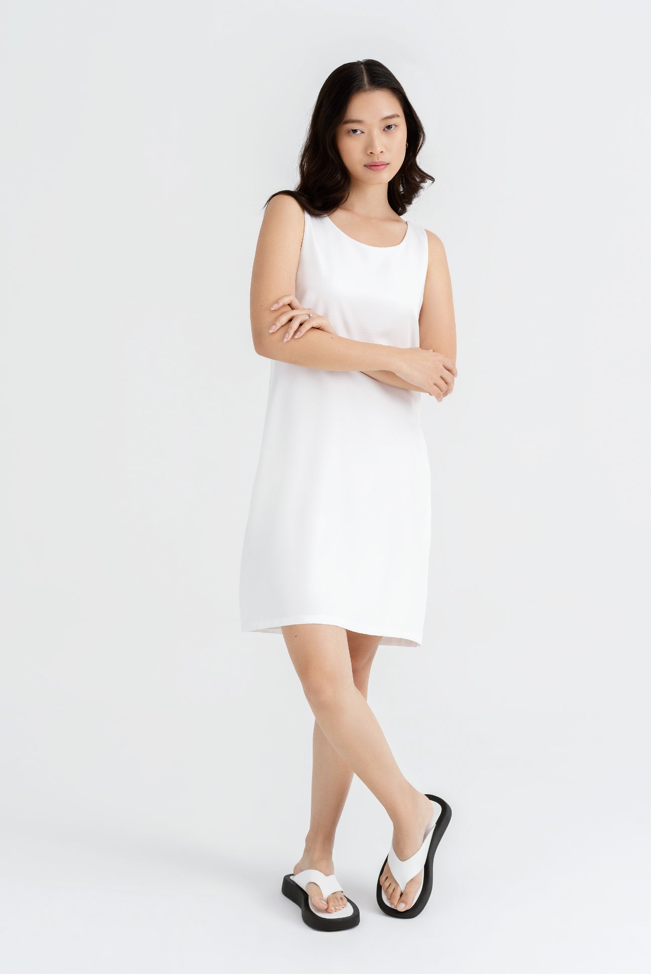 Yacht21, Yacht 21, yacht21, yacht 21, Y21, y21, womenswear, ladieswear, ladies, fashion, clothing,  fuss-free, low ironing, wrinkle resistant, easy, versatile, simple, minimal, comfortable, dress, gathered, shift dress, sleeveless, pockets, polyester, white, Valencia Gathered Back Shift Dress in White