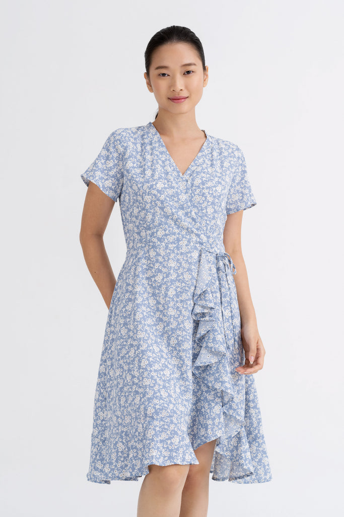 Yacht21, Yacht 21, yacht21, yacht 21, Y21, y21, womenswear, ladieswear, ladies, fashion, clothing, fuss-free, low ironing, casual, easy, versatile, comfortable, sleeves, floral, print, pattern, airy, light, lightweight, dress, short dress, simple, blue, Holly Knot Side Wrap Dress in Blue