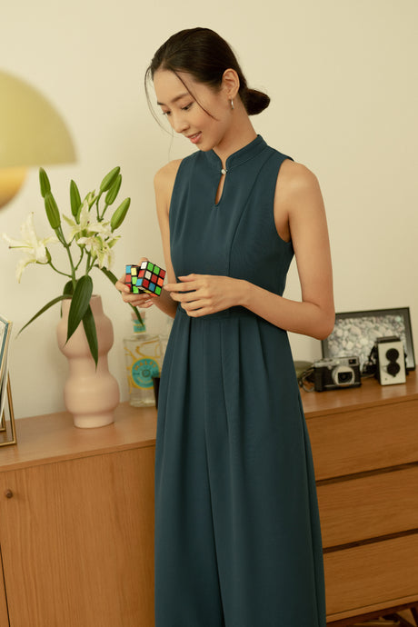 Yacht21, Yacht 21, yacht21, yacht 21, Y21, y21, womenswear, ladieswear, ladies, fashion, clothing, fuss-free, low ironing, wrinkle free, casual, easy, versatile, comfortable, sleeveless, blue, pockets, festive, mandarin collar, jumpsuit, Roxanne Mandarin Collar Jumpsuit in Teal Blue