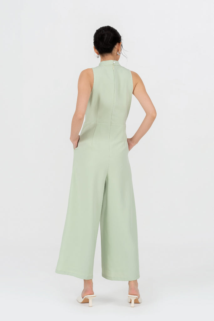 Yacht21, Yacht 21, yacht21, yacht 21, Y21, y21, womenswear, ladieswear, ladies, fashion, clothing, fuss-free, low ironing, wrinkle free, casual, easy, versatile, comfortable, sleeveless, green, pockets, festive, mandarin collar, jumpsuit, Roxanne Mandarin Collar Jumpsuit in Honeydew Green