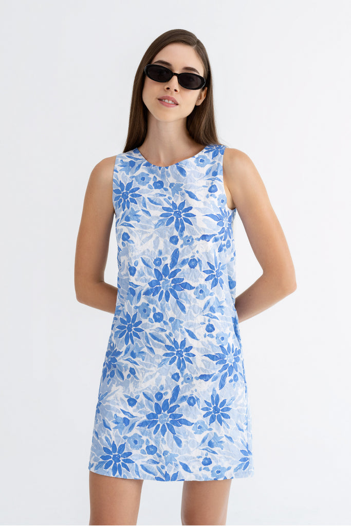 Yacht21, Yacht 21, yacht21, yacht 21, Y21, y21, womenswear, ladieswear, ladies, fashion, clothing, fuss-free, low ironing, wrinkle resistant, pattern, prints, comfortable, dress, shift dress, sleeveless, floral, polyester, blue, Maisie Floral Motif Shift Dress in Cerulean Blue