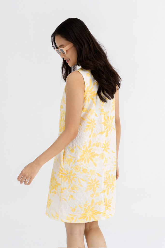 Yacht21, Yacht 21, yacht21, yacht 21, Y21, y21, womenswear, ladieswear, ladies, fashion, clothing, fuss-free, low ironing, wrinkle resistant, pattern, prints, comfortable, dress, shift dress, sleeveless, floral, polyester, yellow, Maisie Floral Motif Shift Dress in Canary Yellow