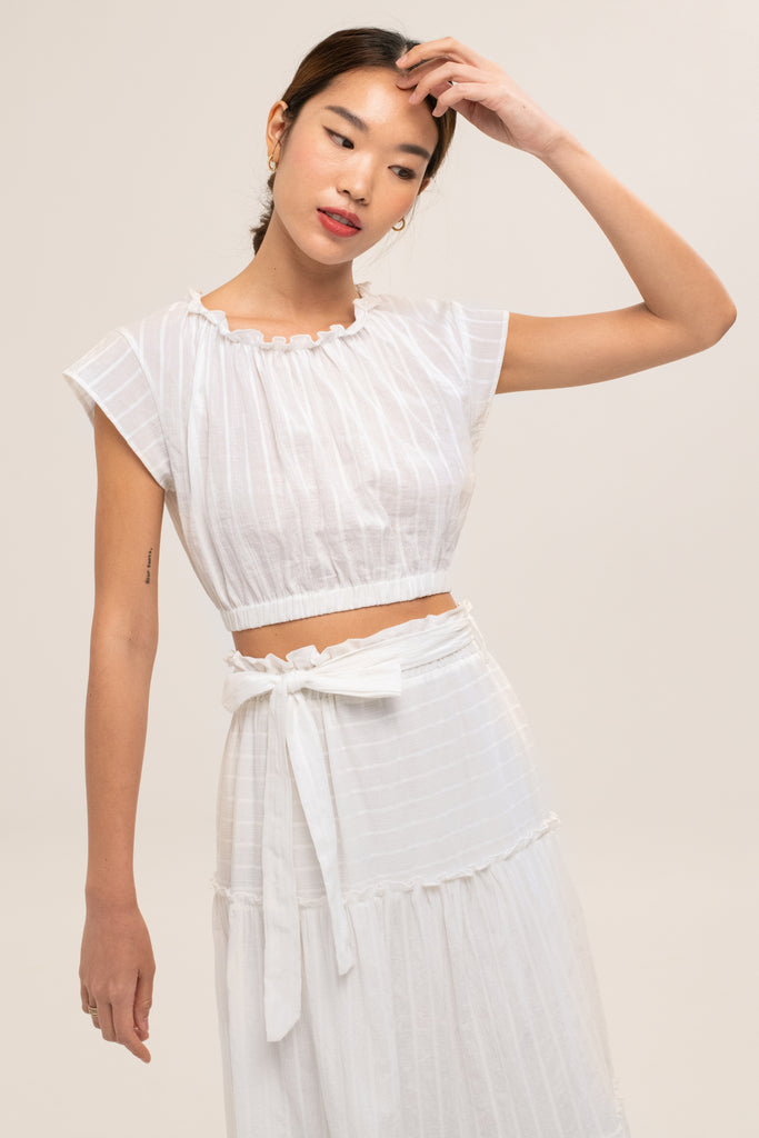 savannah white top - yacht 21 - women / ladies clothing fashion -  cropped top , beach vibes , casual , summer , holiday , vacation , vacay , white , ruffles , fuss free , loose fit