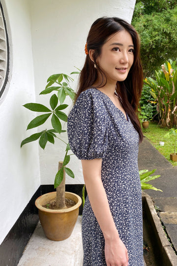 Yoana Printed Dress in blue - yacht 21 - women ladies clothing fashion - floral , flowers , cny , festive , red , lunar new year , urban resort wear , cruise wear label , holiday , summer , vacay , vacation , fuss free , wrinkle free , low ironing 