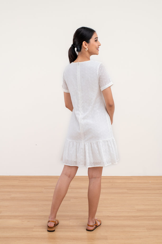 Victoria Broderie Anglaise Ruffle Dress - yacht 21 - women / ladies clothing fashion - dress , dresses , short / mini , short sleeves , ruffles , flare , white , urban resort wear , casual , holiday , vacay , vacation  , fuss free , wrinkle free , low ironing