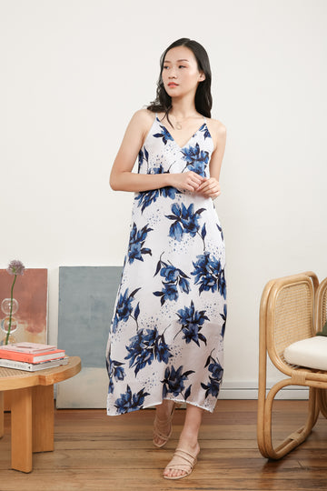Ivy Printed Maxi Slip Dress - yacht 21 - y21 - women ladies fashion clothing - maxi dress , floral , flowers , black and white , blue and white , sleeveless , midaxi , casual , summer , holiday , urban resort wear , fuss free , wrinkle free , low ironing