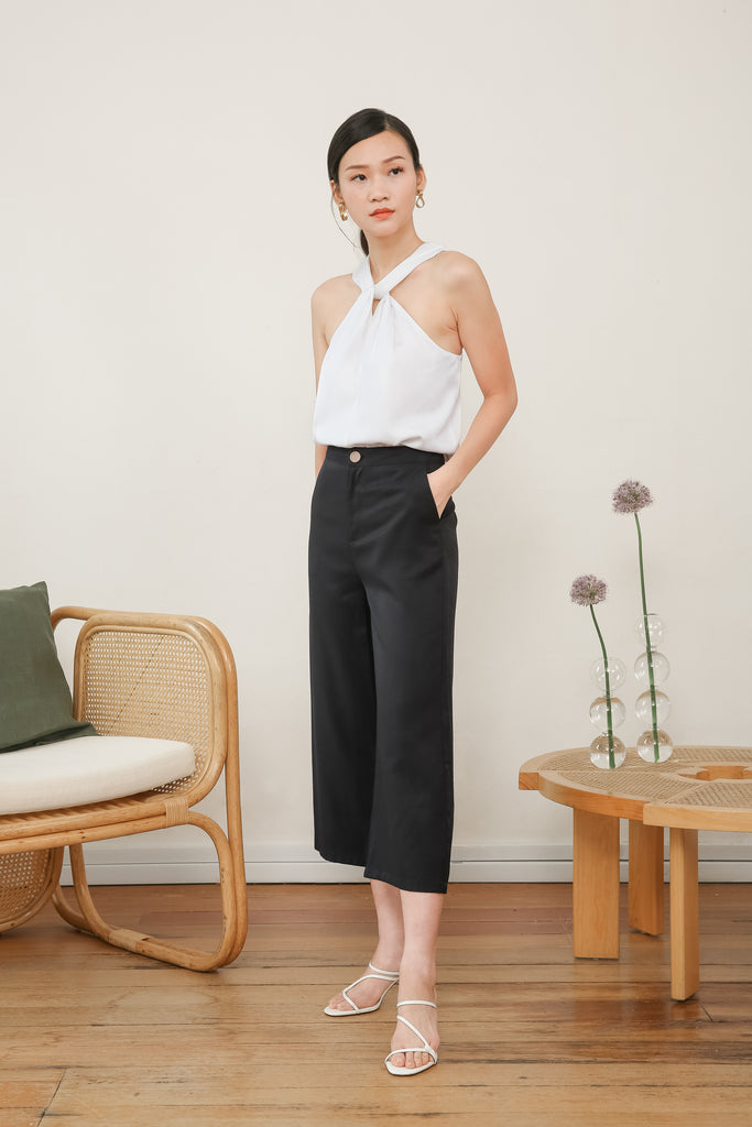 Liya Tailored High Waisted Culottes - yacht 21 - y21 - women ladies clothing fashion - culottes , pants , black , basic , midaxi , wide leg pants , work wear , urban resort wear , casual , button , high waisted , fuss free , wrinkle free , low ironing